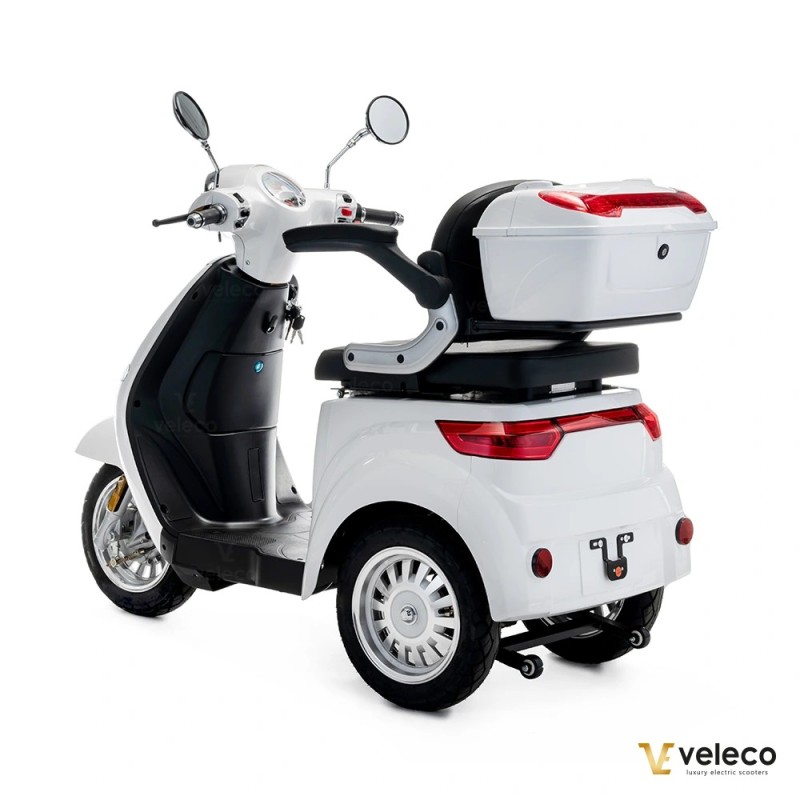 Veleco CRISTAL: 3-Rad-Elektromobil mit vollständiger LED-Beleuchtung