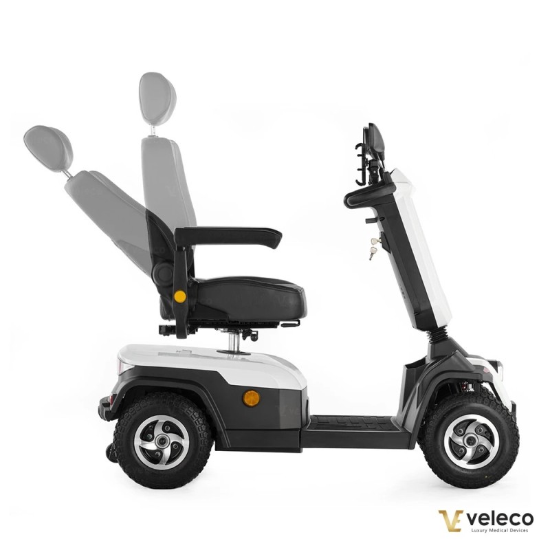 Veleco SHARPY: 4-rädriger Elektromobil mit Kapitänssitz