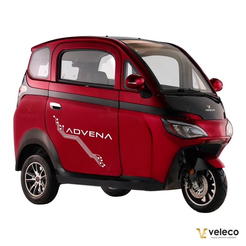 Veleco ADVENA: 2-Sitzer-Elektromoped im geschlossenen Karosserie-Design