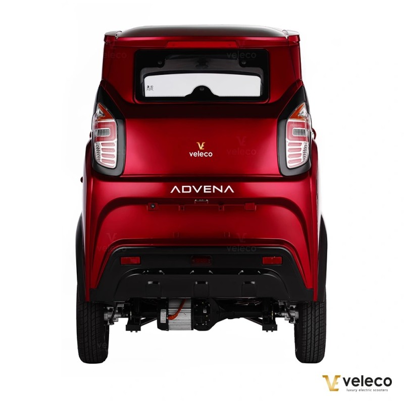 Veleco ADVENA: 2-Sitzer-Elektromoped im geschlossenen Karosserie-Design